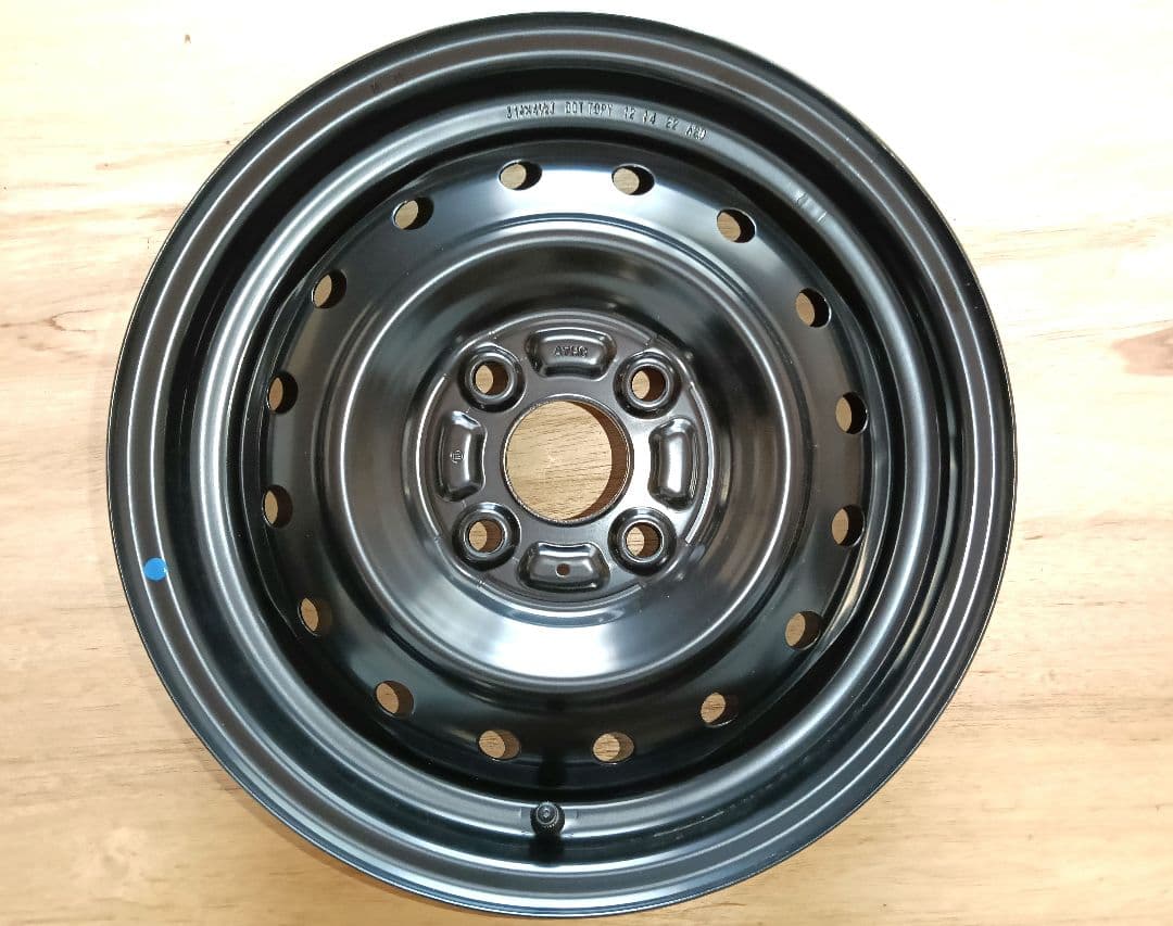 送料無料です//ワゴンRスマイル純正ホイールX4本、ホイールキャップX4、ナット