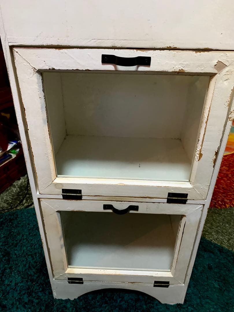 アンティークシャビーシックキャビネット