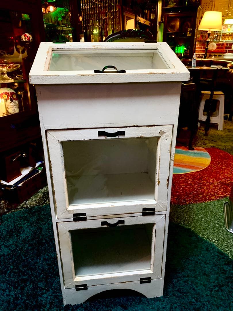 アンティークシャビーシックキャビネット