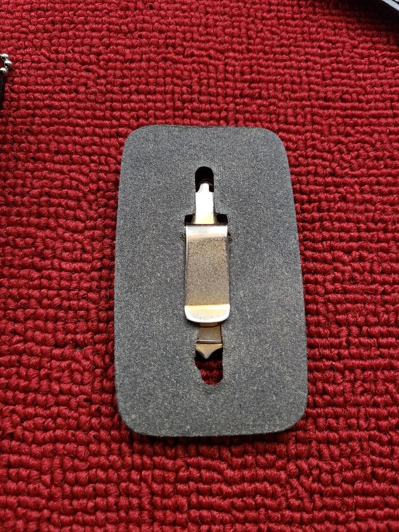 米国ポリスバッジ【FBIレプリカバッジ】PFバッジホルダー 捜査官IDカード付き