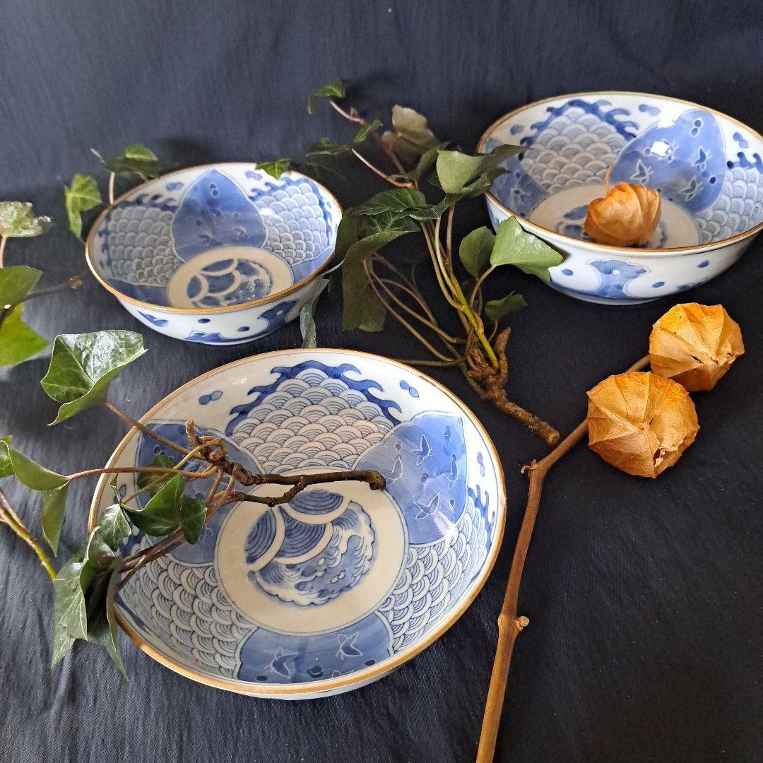 「あふれる青海波(せいがいは)模様！」古伊万里染付鉢 3客セット 骨董アンティー