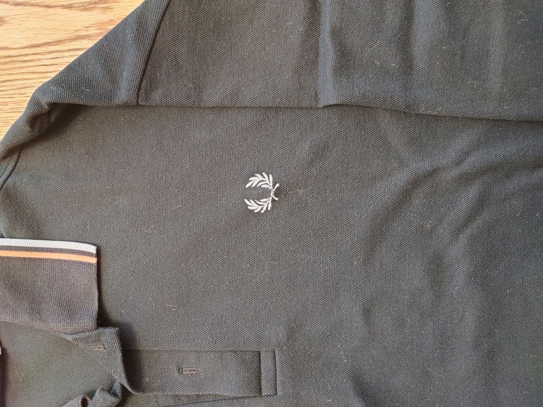 FRED PERRY 黒 長袖ポロシャツ