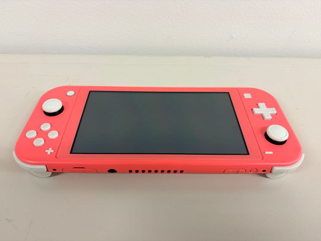 Nintendo Switch light 本体