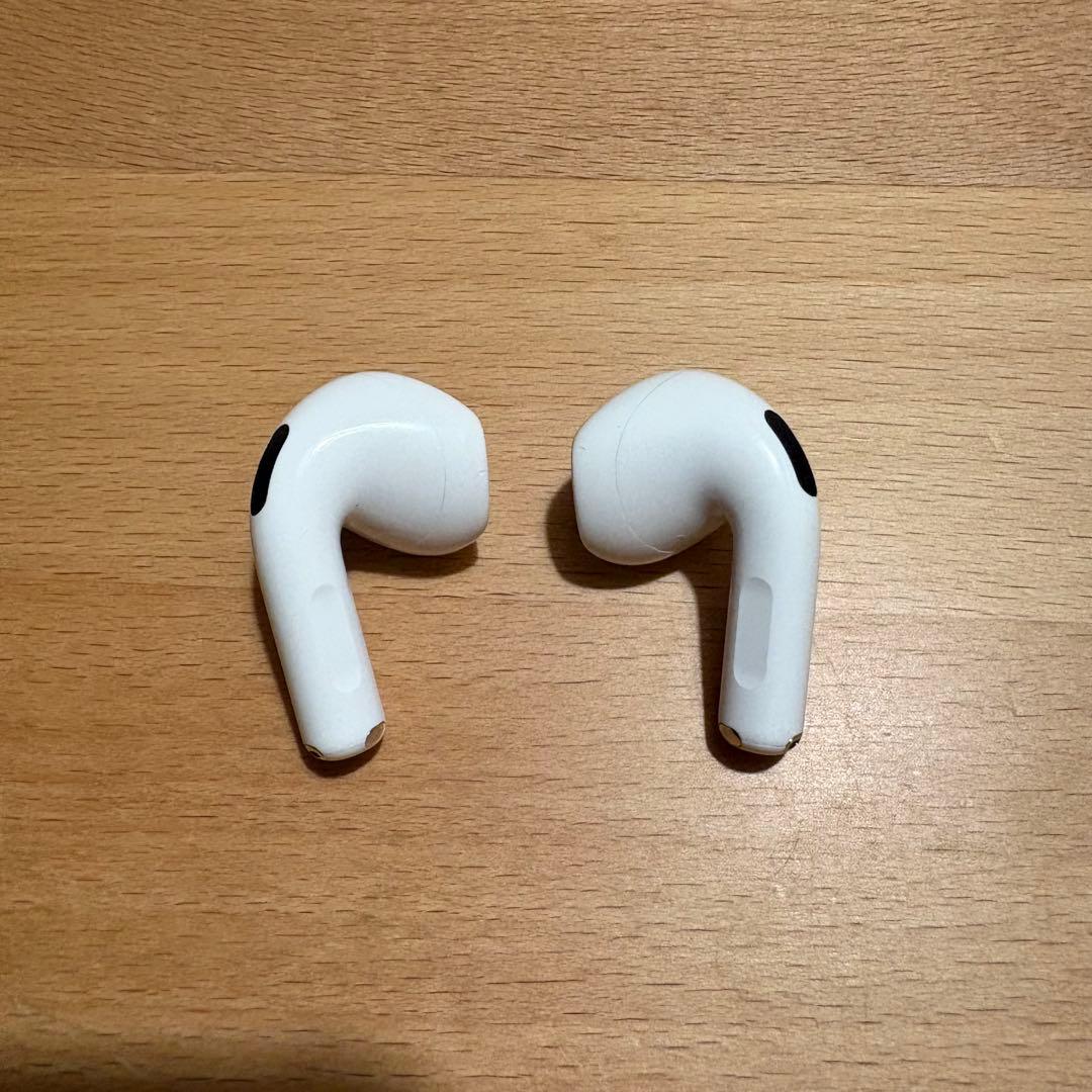 AirPods 4 ノイズキャンセル搭載モデル