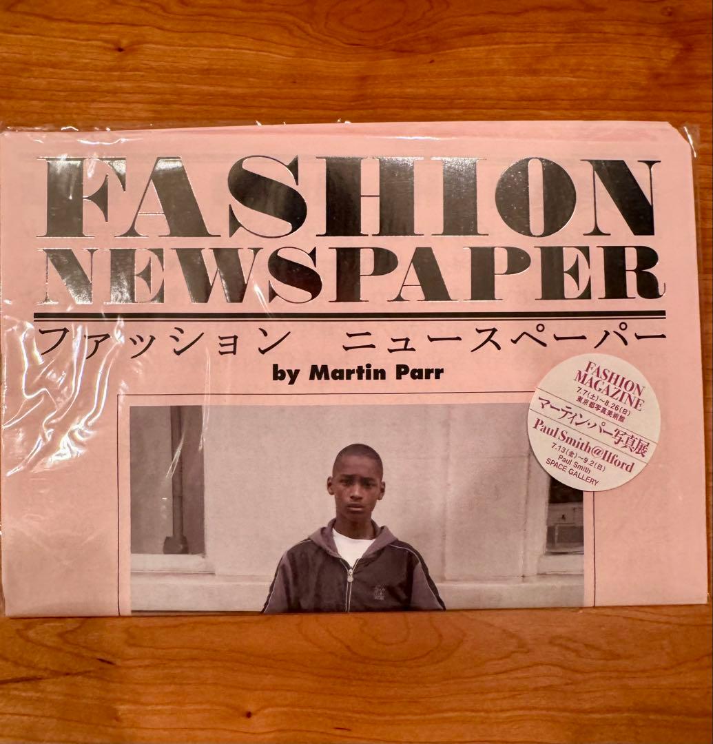 アート・デザイン・音楽 Martin Parr FASHION NEWSPAPER