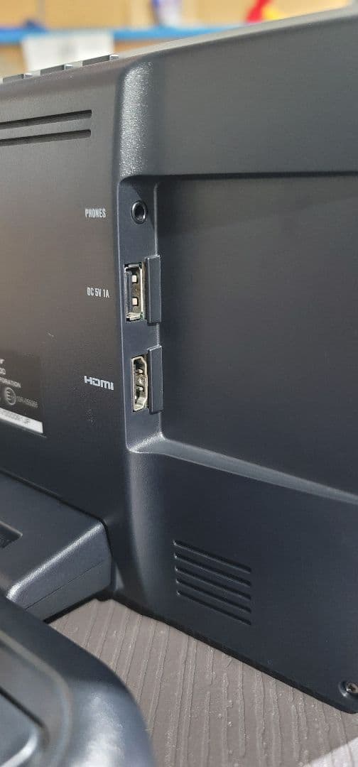 カロッツェリア　モニターと接続ケーブル　TVM-PW1000