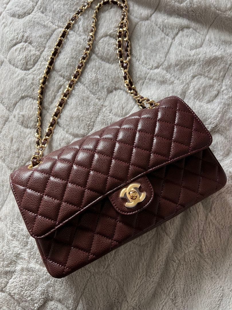 チェーン付きダークレッドキルティングショルダーバッグ