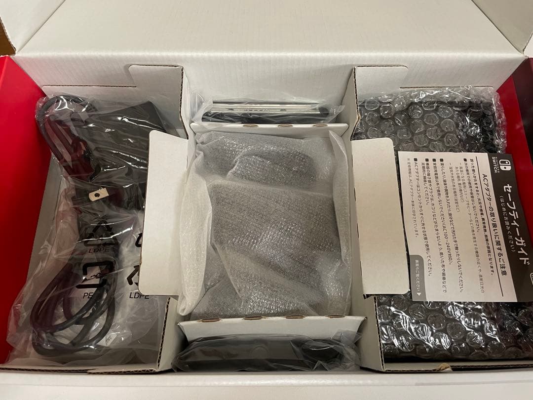 【新品、未使用】Nintendo Switch 本体