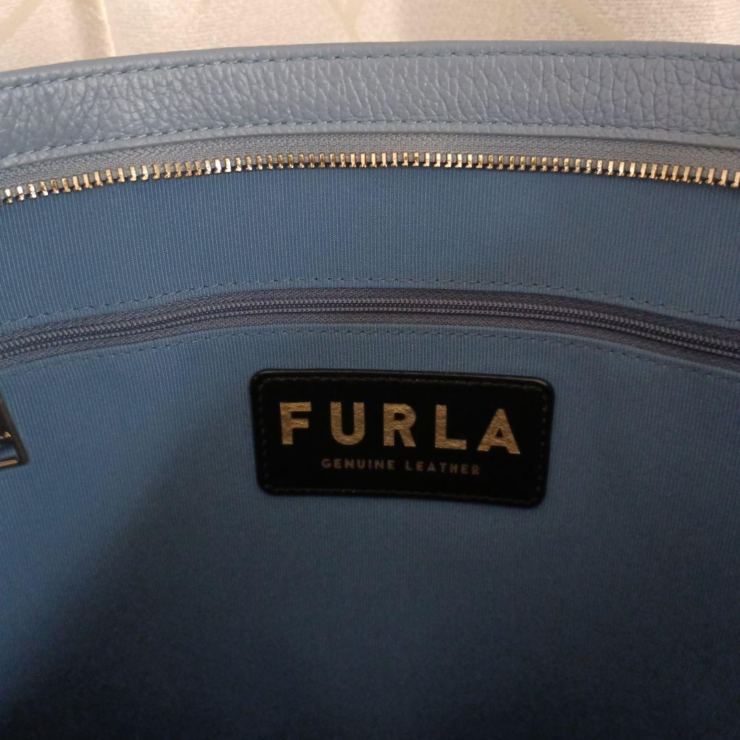 FURLAのトートバッグ
