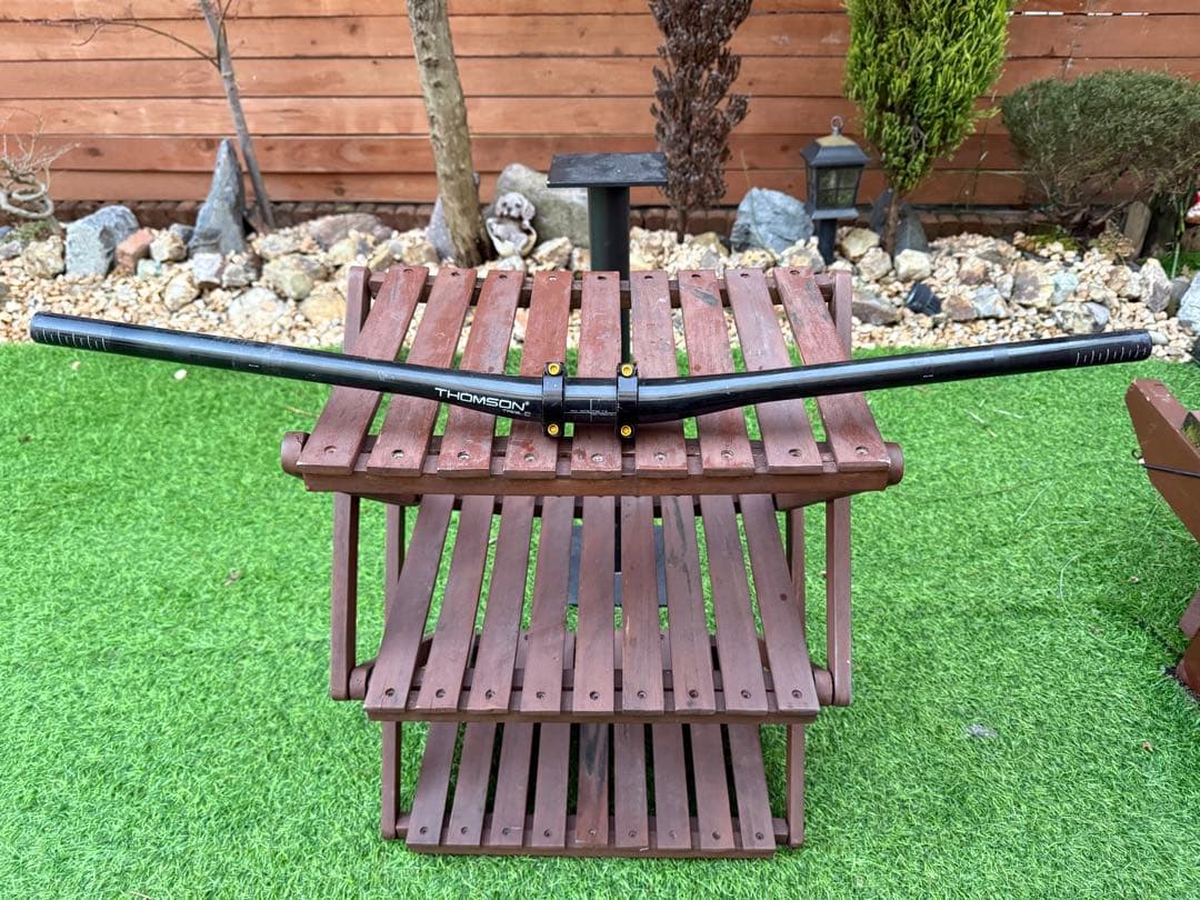 Thomson Trail C カーボンハンドルバー＆ステム