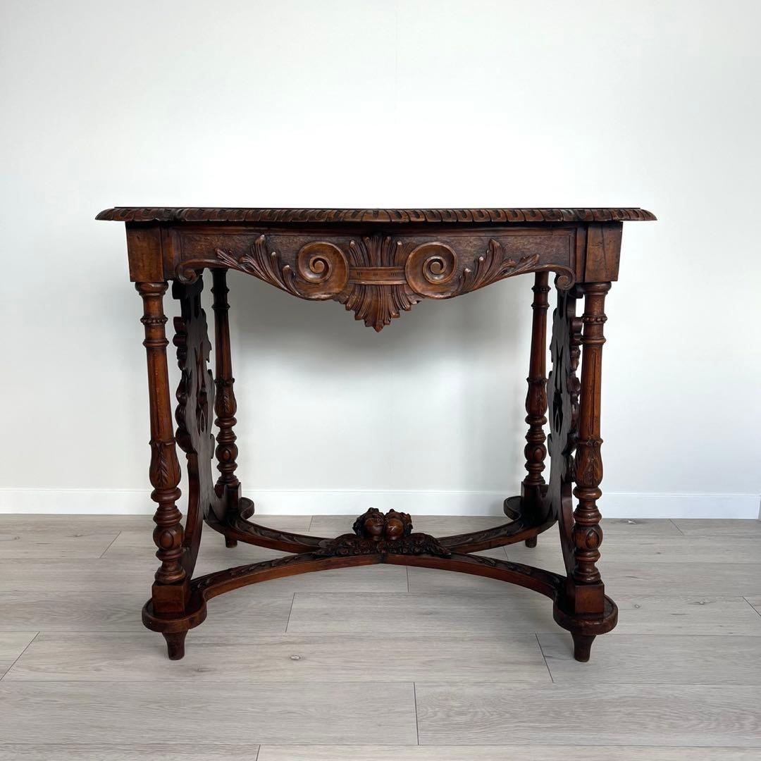 デスク　テーブル　英国　ヨーロッパアンティーク家具　フランス　木製　エンジェル