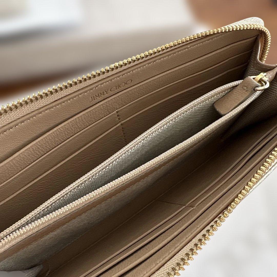 JIMMY CHOO ゴールド 星型スタッズ 長財布