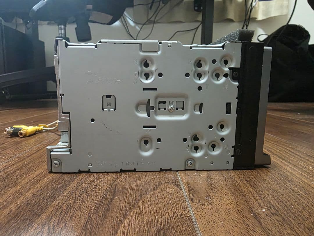 AVIC-MRZ077 楽ナビ 2023年版地図