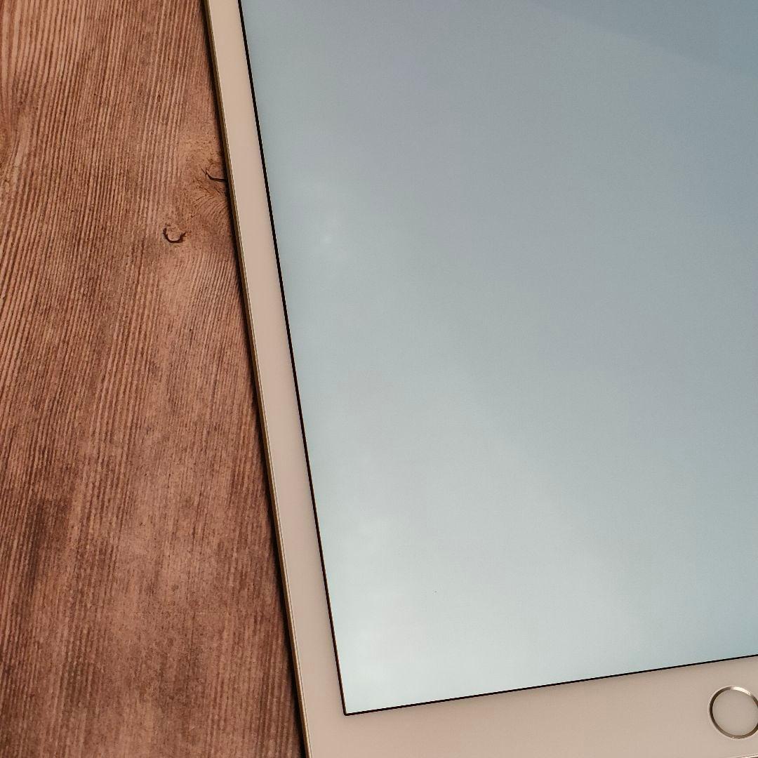 iPad 第7世代 32GB シルバー 美品