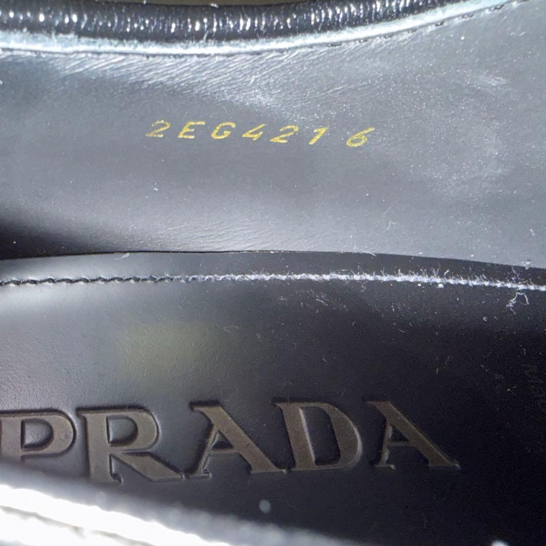 専用PRADA 23aw 2EG421ダイアパソンオペークブラッシュドレザー