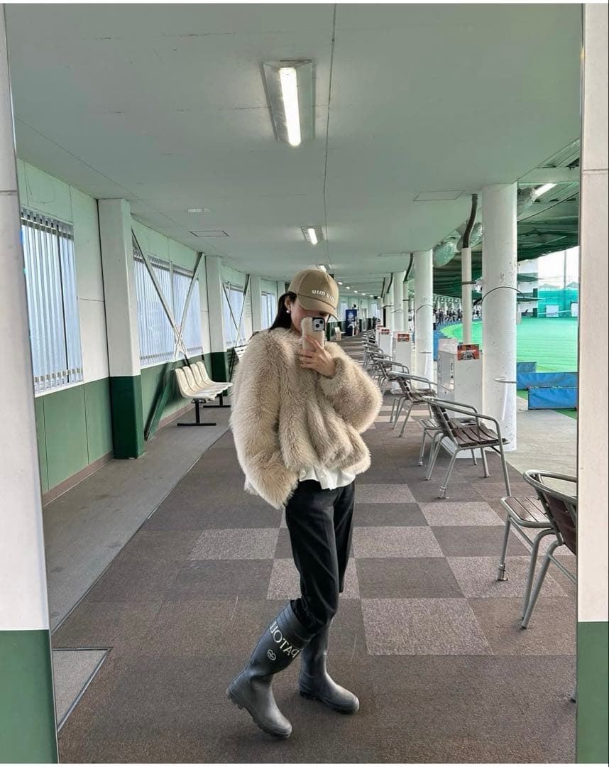 新品未使用品 Bibiy. RAMONA PEPURAMU COAT BEIGE