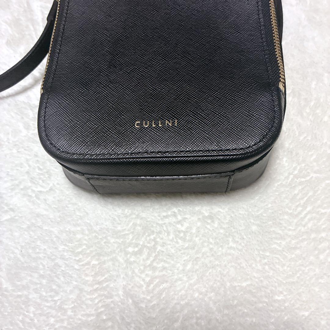 クルニ　CULLNI ショルダーバッグ　サフィアーノレザー　ブラック