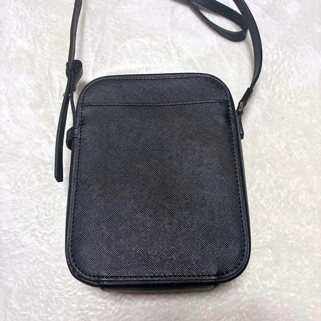 クルニ　CULLNI ショルダーバッグ　サフィアーノレザー　ブラック