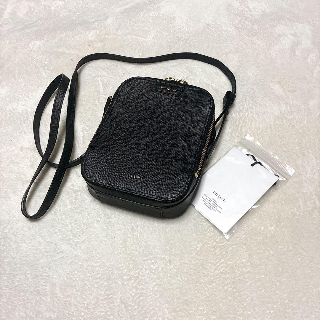 クルニ　CULLNI ショルダーバッグ　サフィアーノレザー　ブラック
