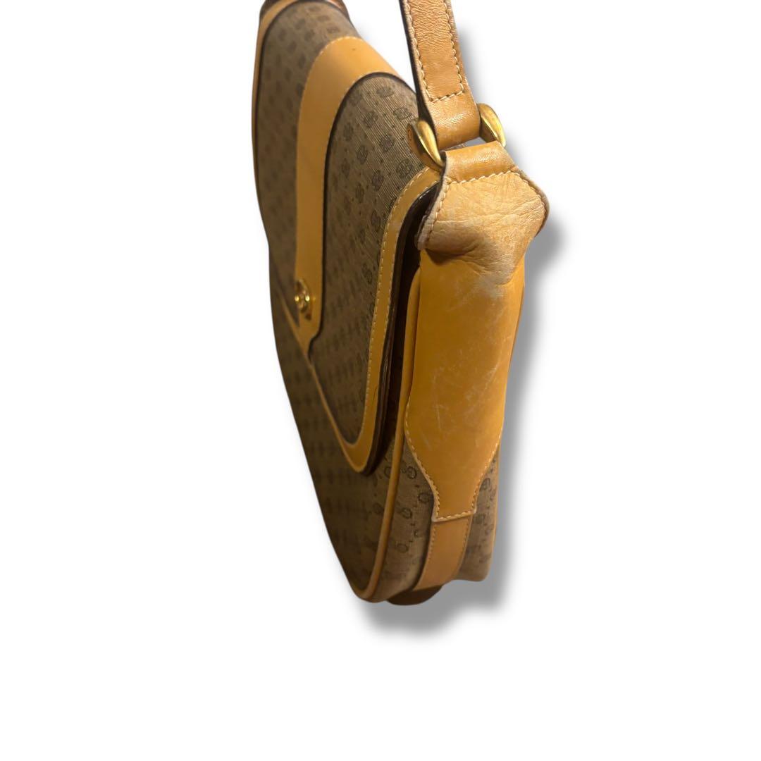 GUCCI グッチ パターン ショルダーバック モノグラム GG マイクロ