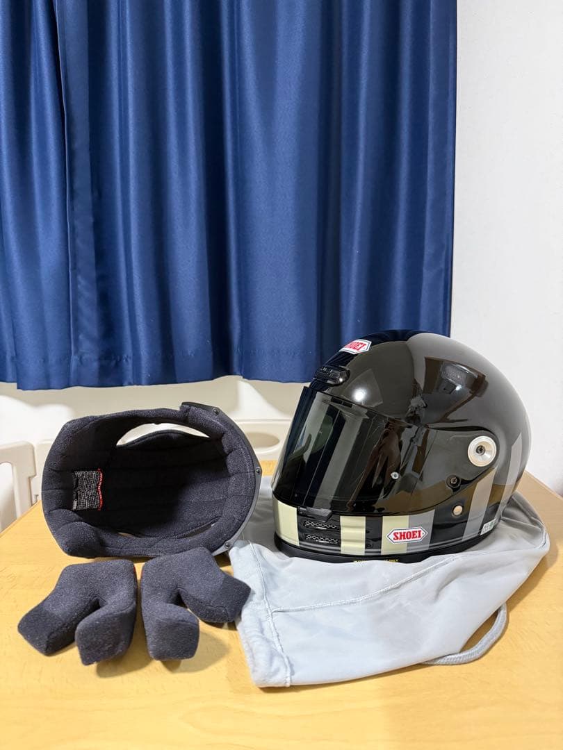 SHOEI GLAMSTER RESURRECTION ブラック Mサイズ