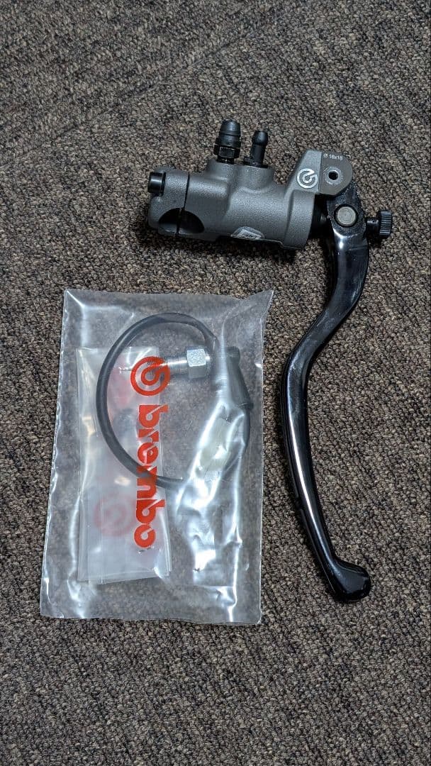 BREMBO ラジアル　ブレーキマスター　16x18　中古