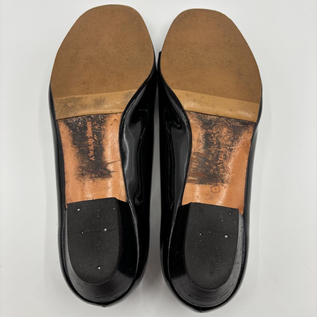 美品✨️フェラガモ ヴァラリボンローヒールエナメルパンプス 24cm 黒 金具