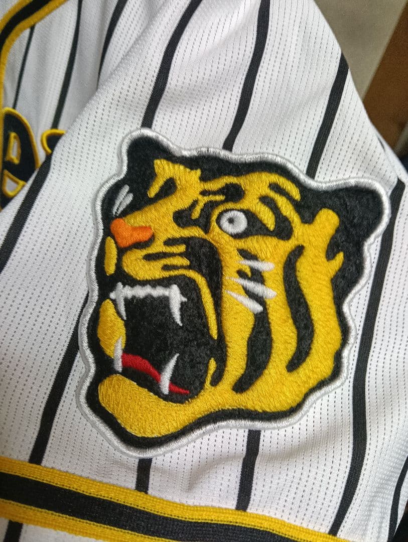 激レア！ 阪神タイガース ホームユニフォーム ミズノ製 ／#99 ナバーロ／L