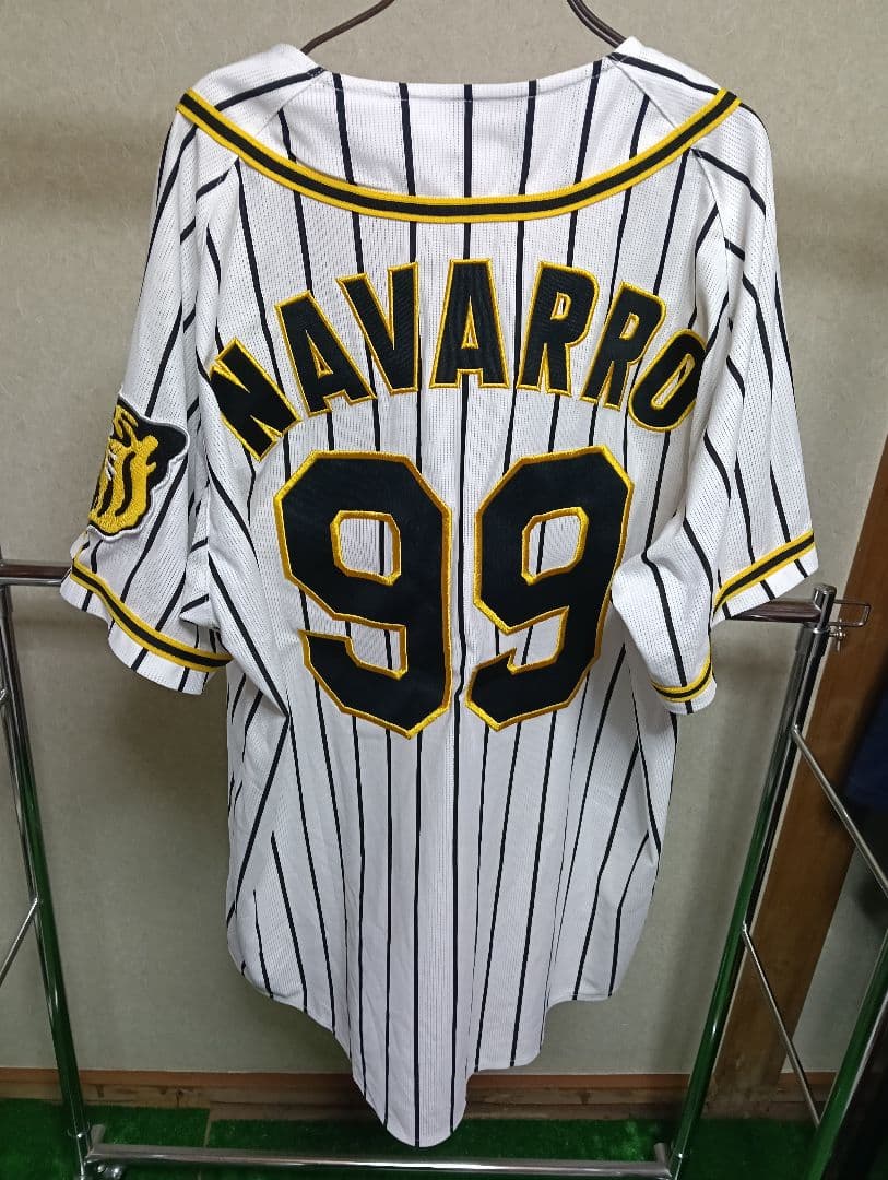 激レア！ 阪神タイガース ホームユニフォーム ミズノ製 ／#99 ナバーロ／L