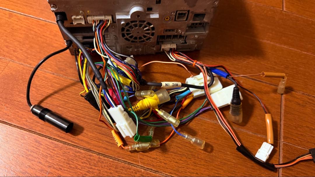 カーナビ ALPINE700W