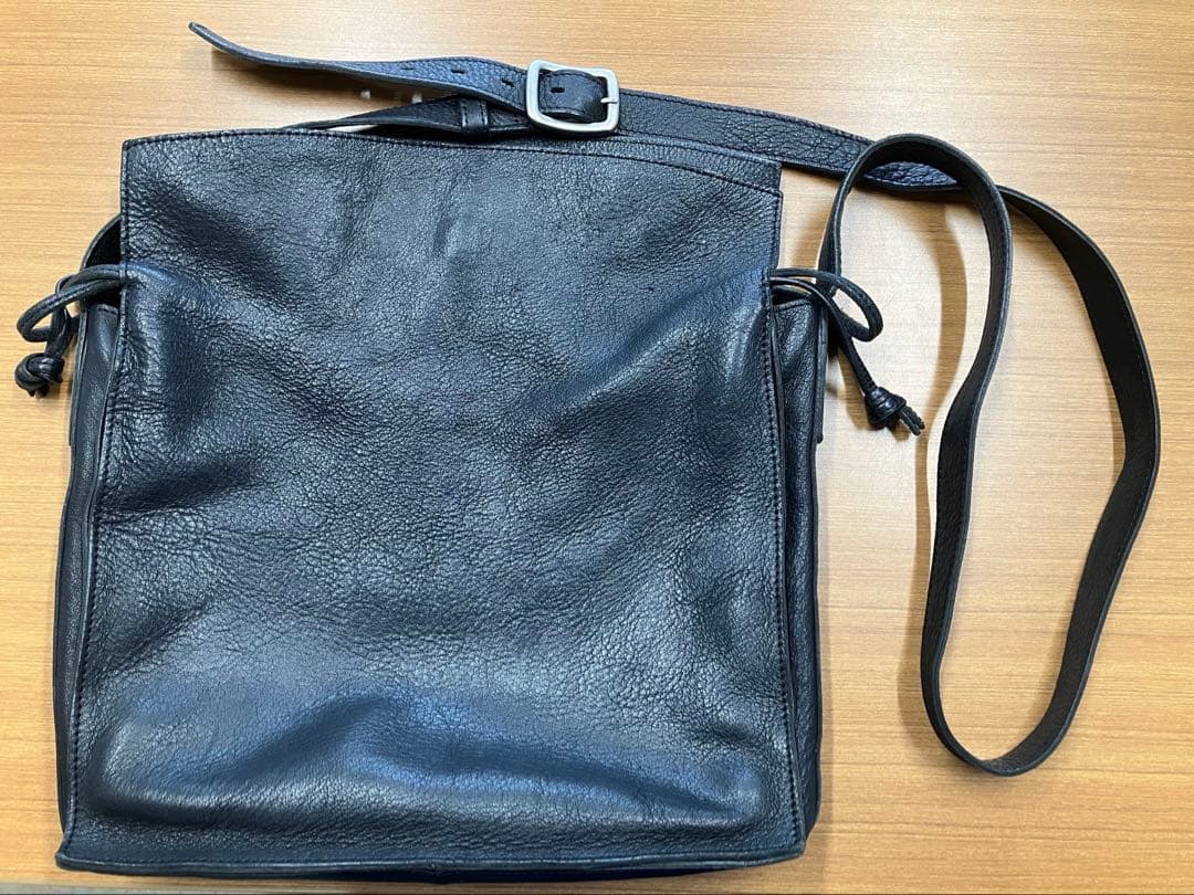 SLOW 黒 レザー ショルダーバッグ