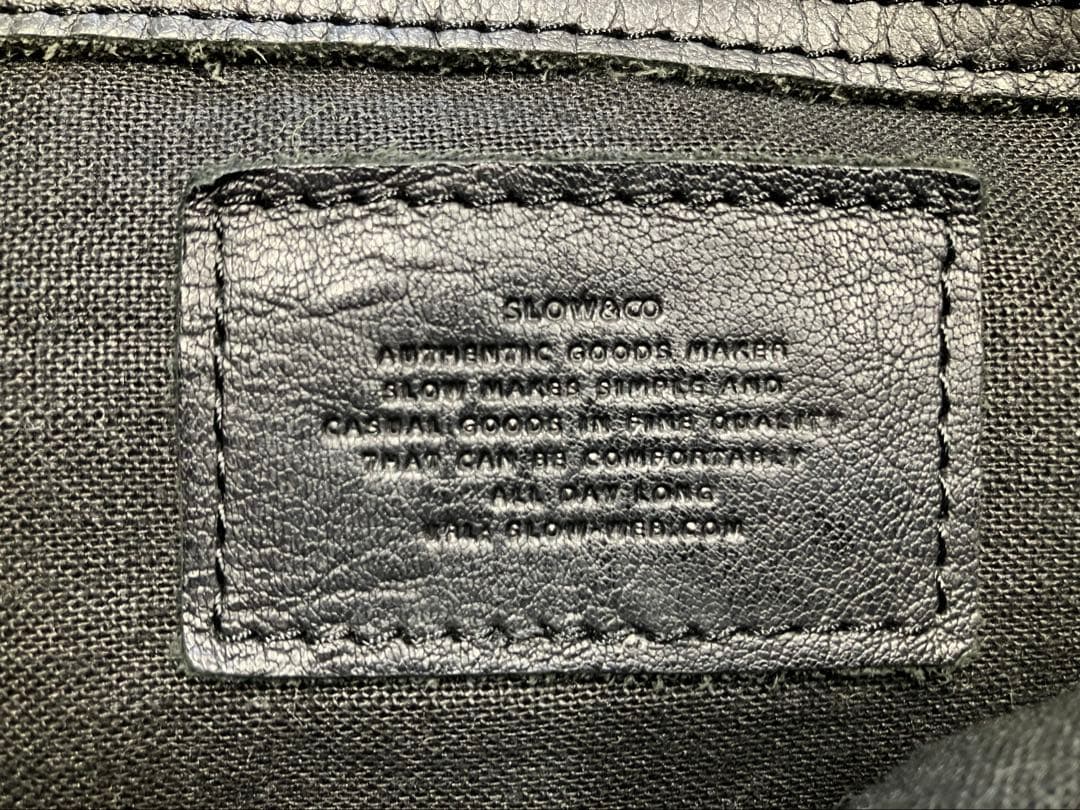 SLOW 黒 レザー ショルダーバッグ