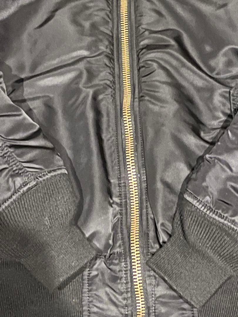 アルファ　MA-1 ブラックカラー