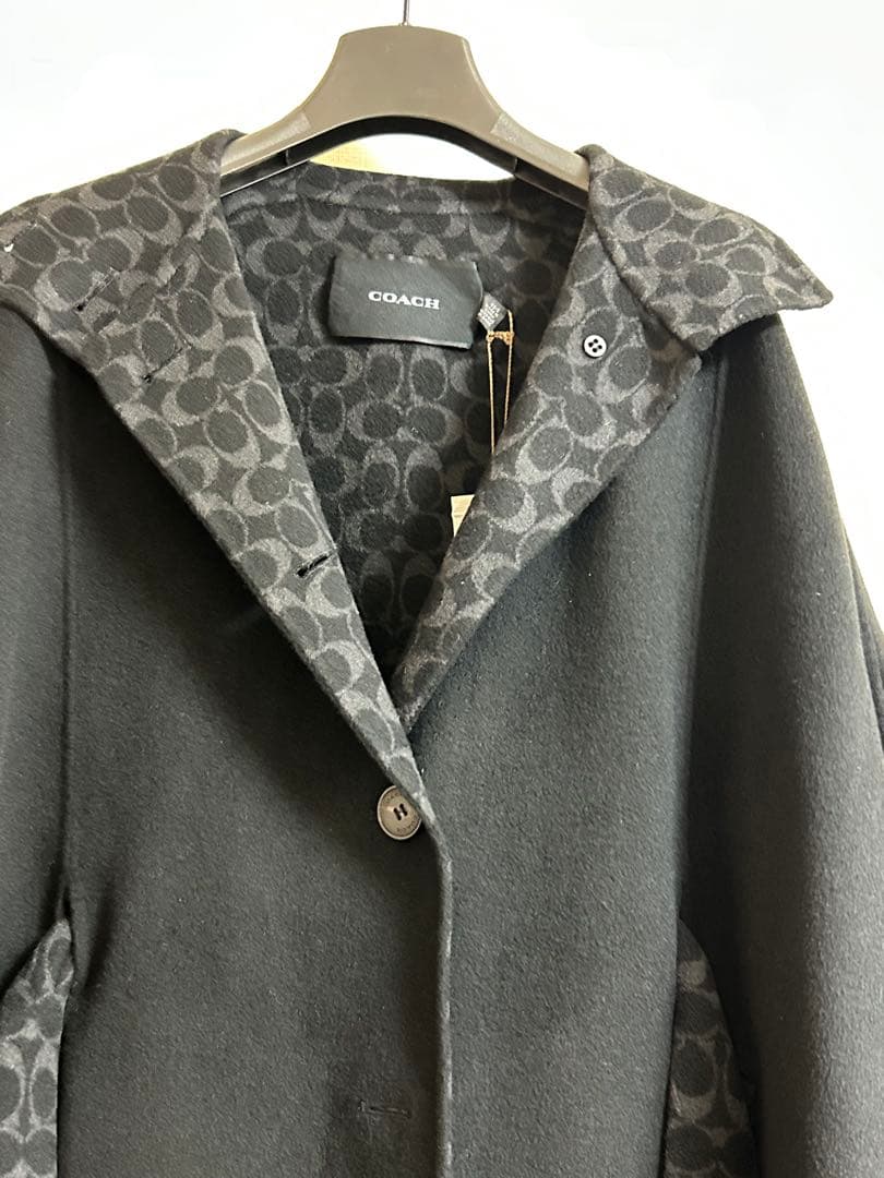 コーチ COACHケープコート ブラック 裏総柄　衣装カバー付　タグ付き　新品