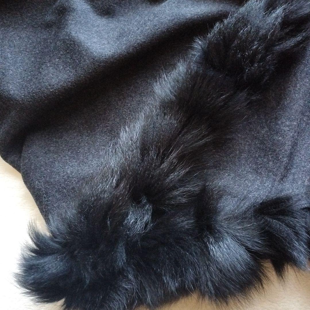 ノアジェ カシミヤ混 フォックスファーポンチョケープ グレー ブラック