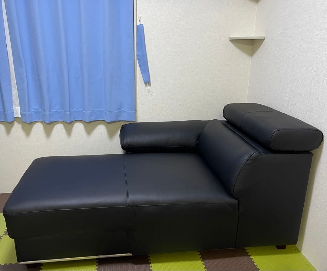 コーナーソファー 超大型 ホテルラウンジ 革張りカウチのみ