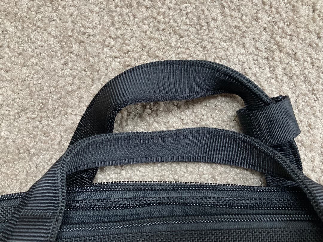 未使用に近い！BRIEFING_B4 Over Trip　バリスティックナイロン