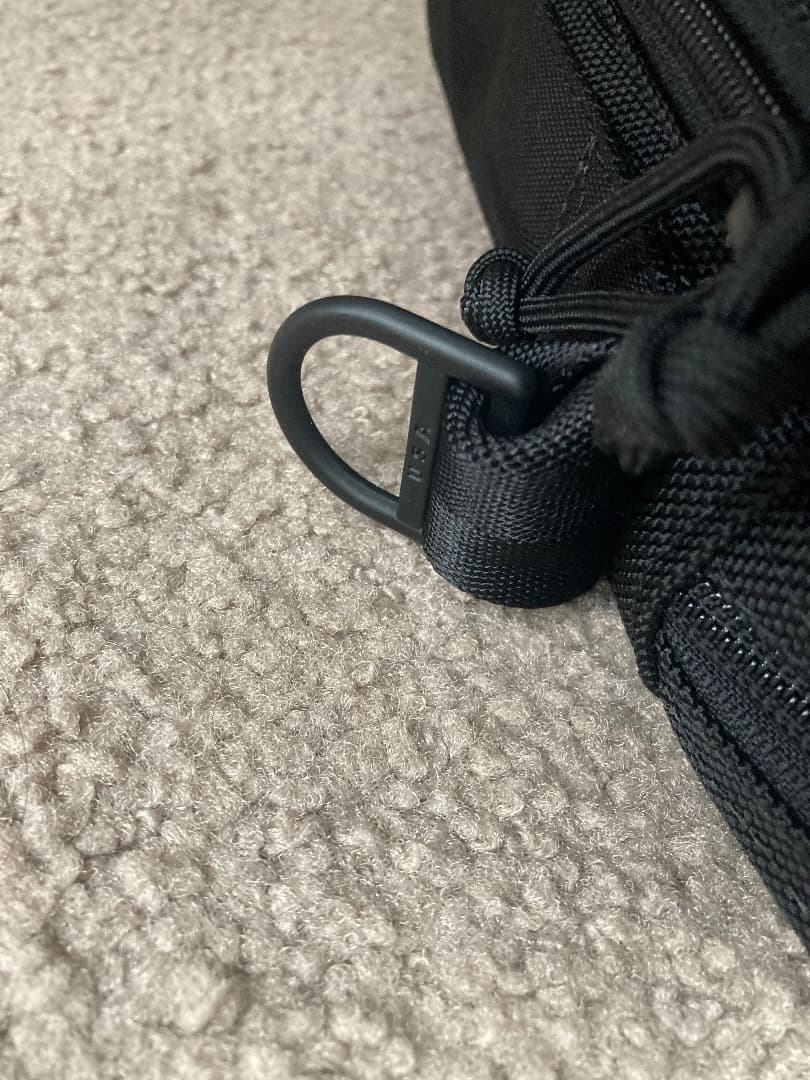 未使用に近い！BRIEFING_B4 Over Trip　バリスティックナイロン