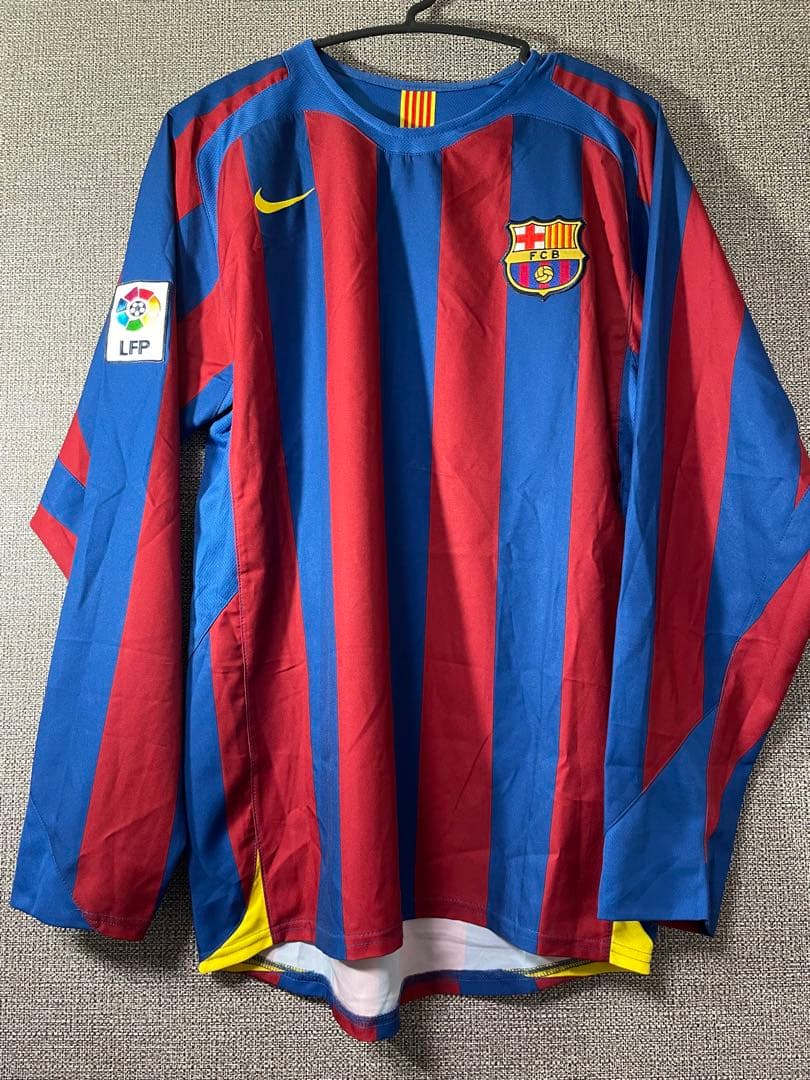 【正規品】バルセロナ　05/06ホームレプリカ長袖