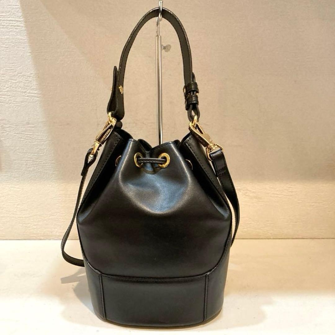 【美品】VIOLA'dORO V-1300ボトム切り替えバレル型巾着BAG 黒