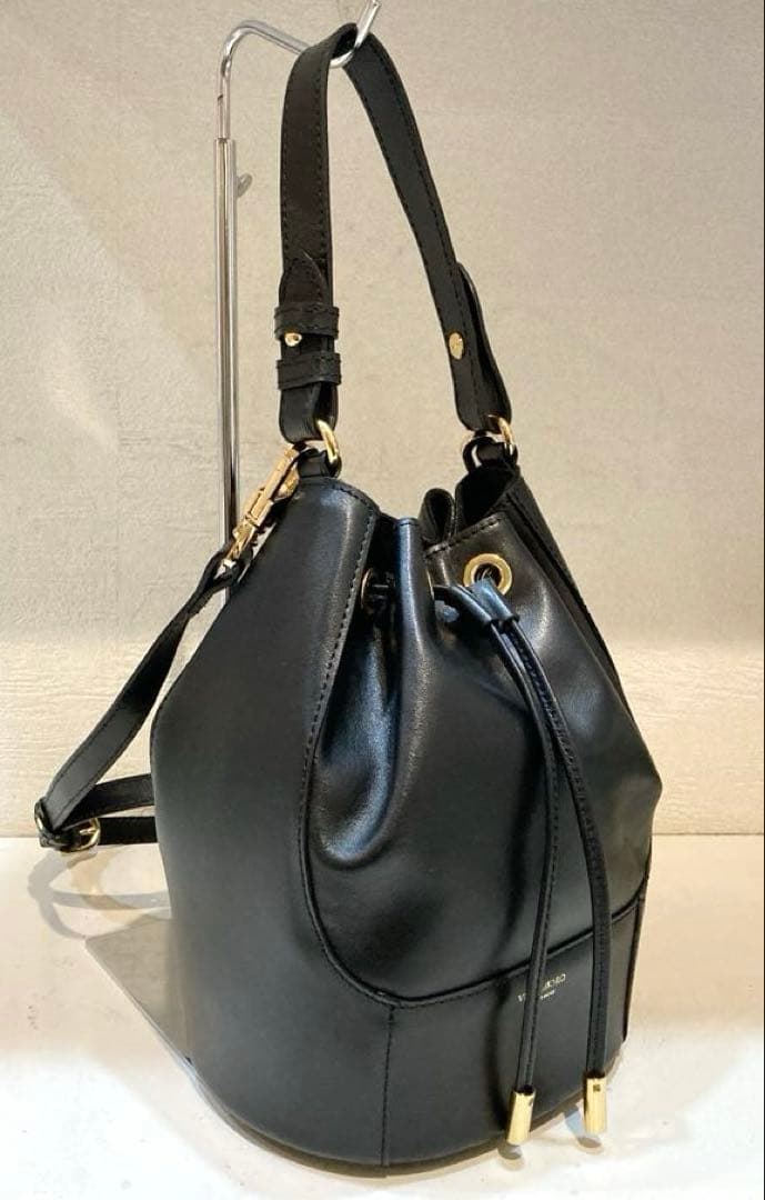 【美品】VIOLA'dORO V-1300ボトム切り替えバレル型巾着BAG 黒