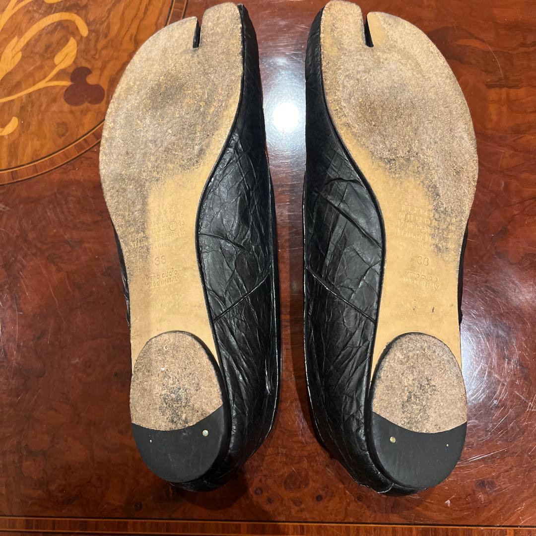 ブラックレザーフラットシューズ