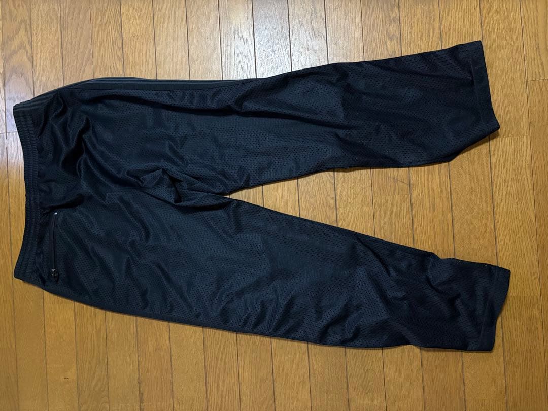 N*e様 本日限定値下げ Needles 黒メッシュストレートパンツ