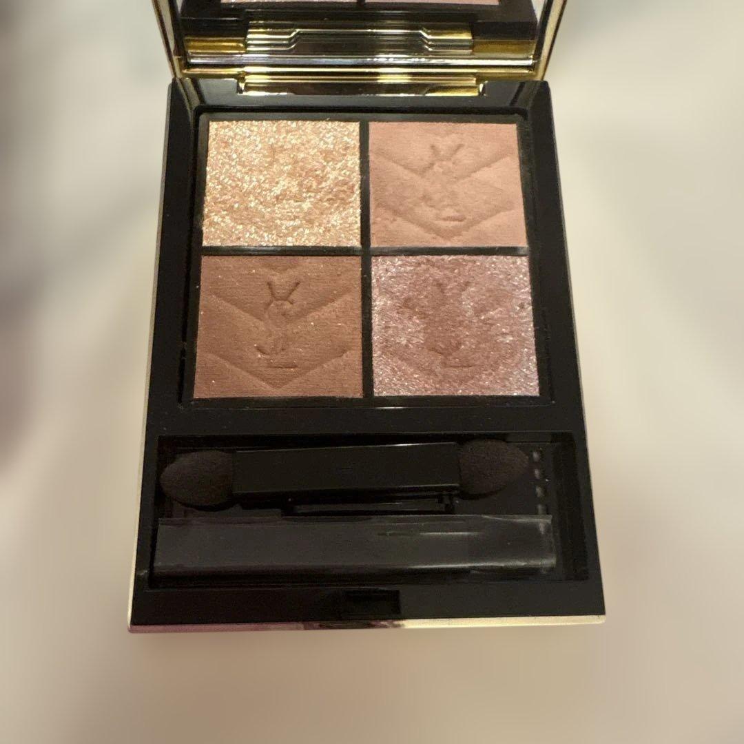 YSLクチュールミニクラッチ126スパークリングラストアイシャドウ