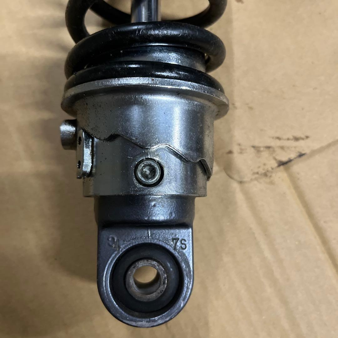 ゼファー400リヤサスペンション