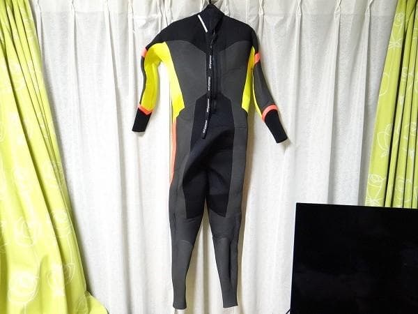 日本製 mobby's ウエットスーツ フルスーツ 波乗り サーフィン 5mm