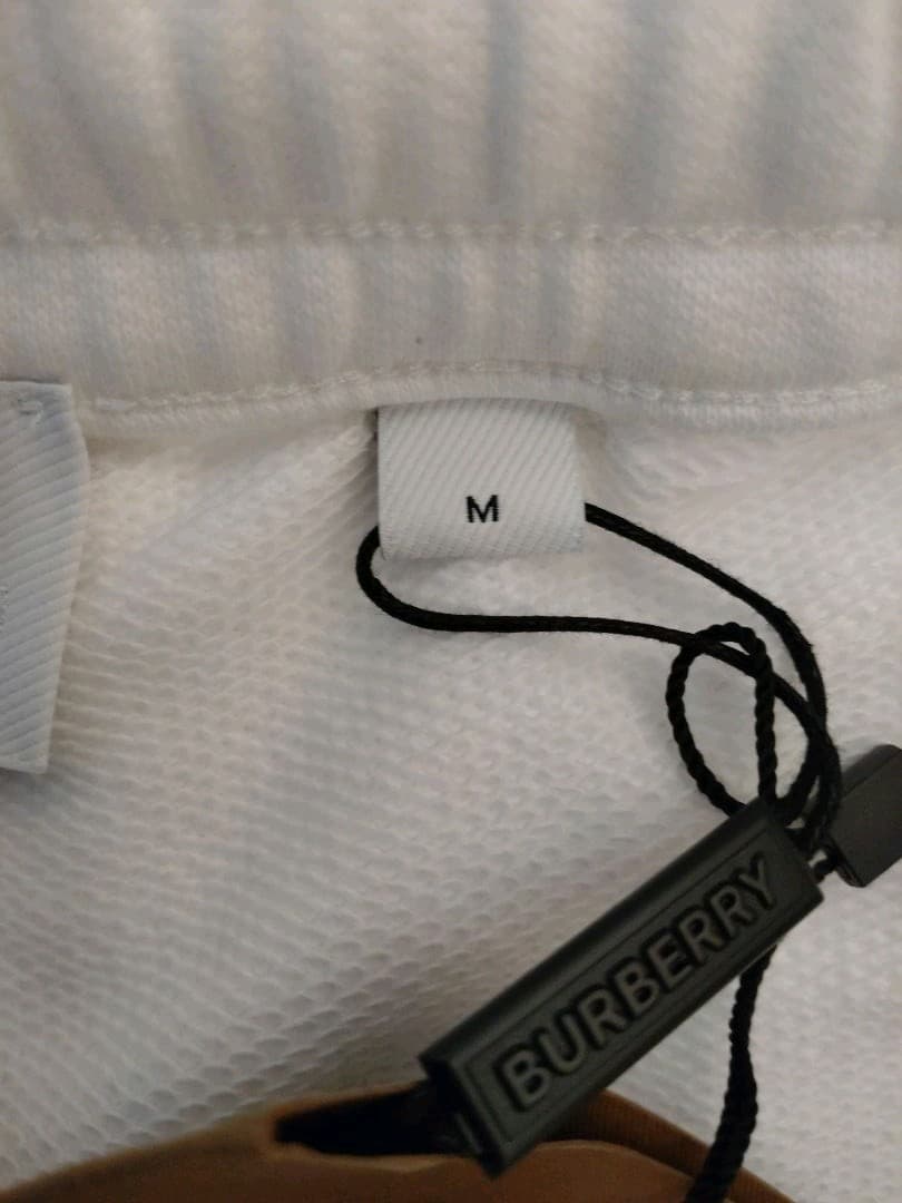BURBERRY スウェットパンツ　Ｍ【新品未使用品】