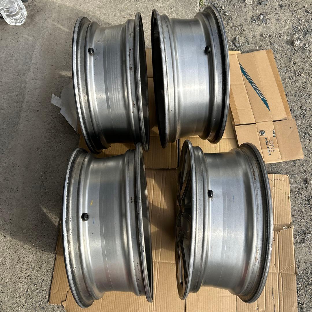 ロン⭐︎福太郎トヨタボクシー、ノア純正ホイール4本