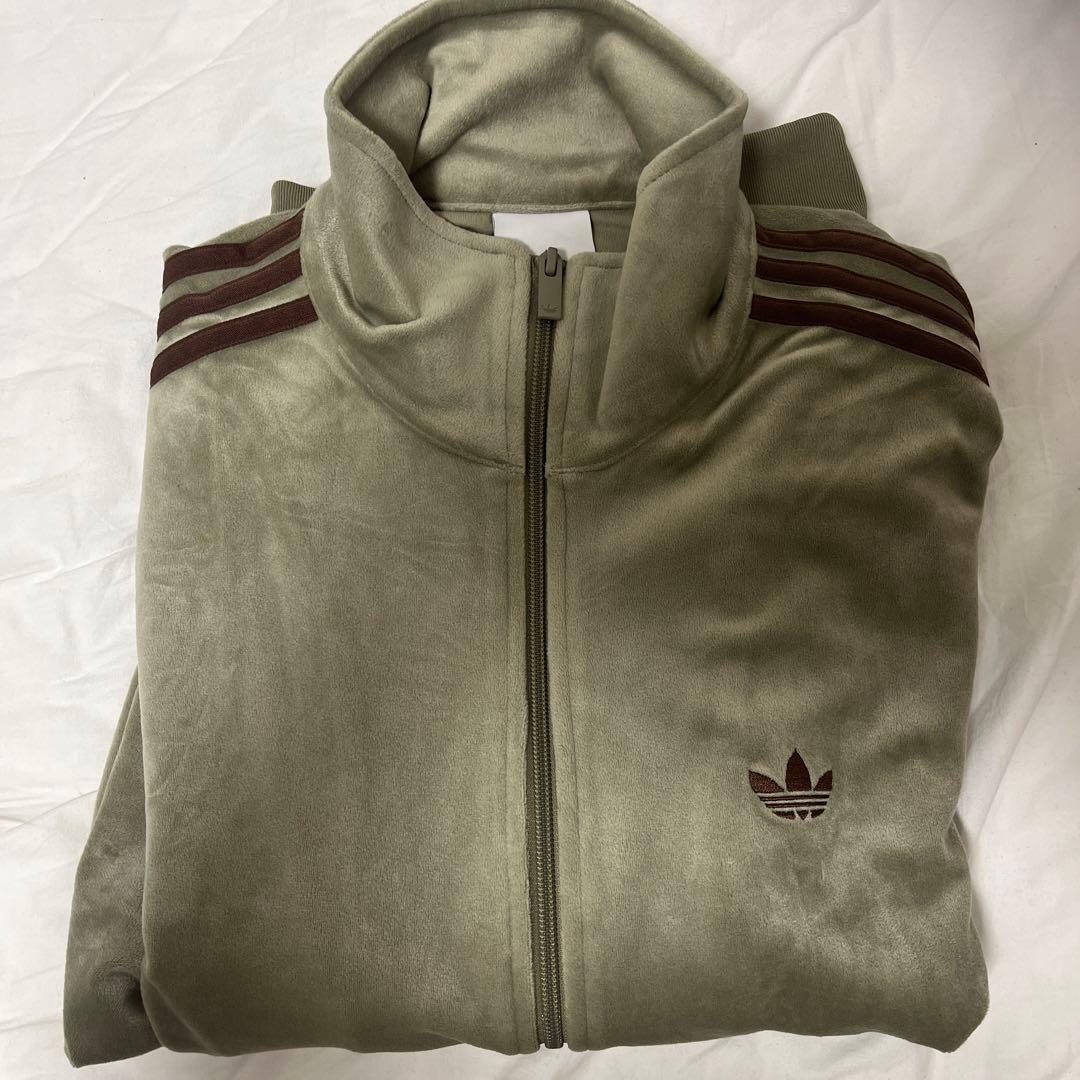 試着のみ　アディダス× ジャーナルスタンダード ベロア トラックトップ