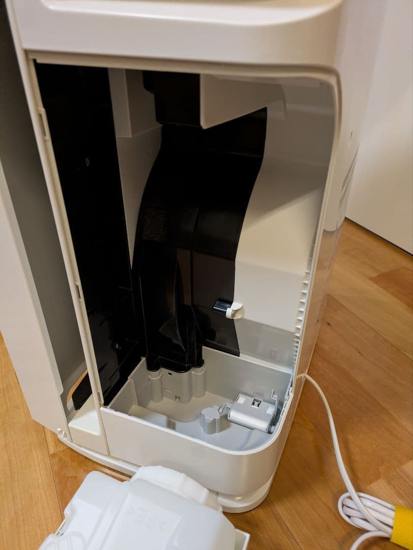 ダイキン　ストリーマ 空気清浄機 MCK70X-W ホワイト 加湿空気清浄機